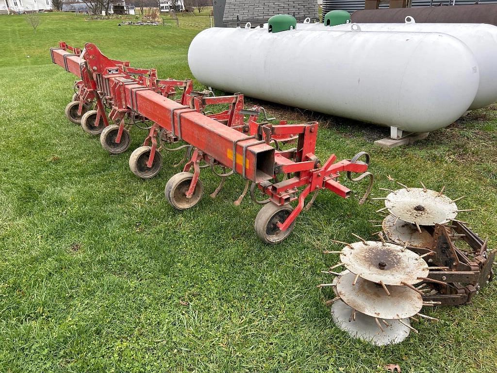 Image of Massey Ferguson 440 Image 0