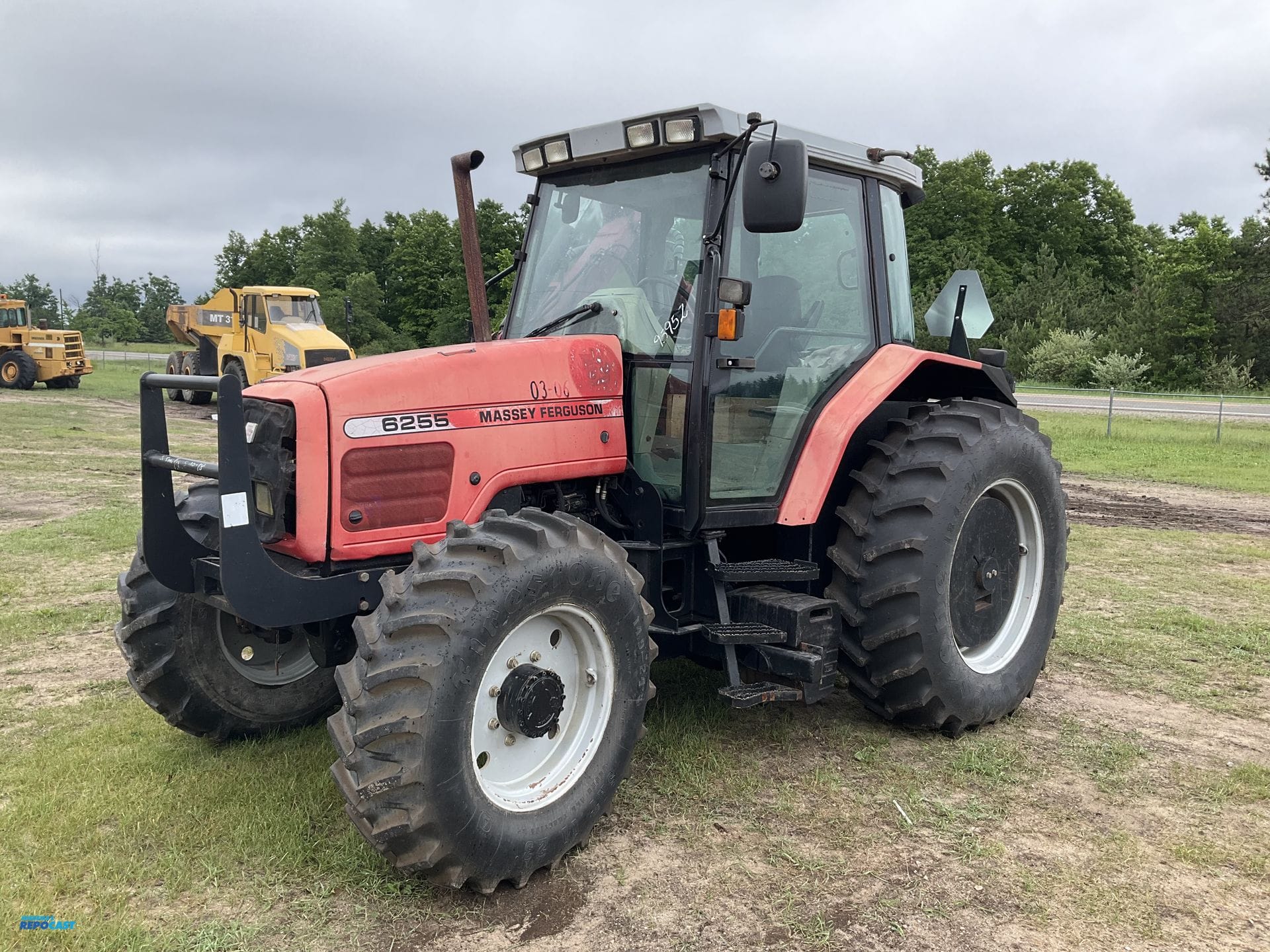Massey Ferguson 6255 Equipment Image0