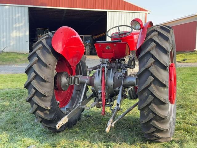 Image of Massey Ferguson 65 equipment image 4