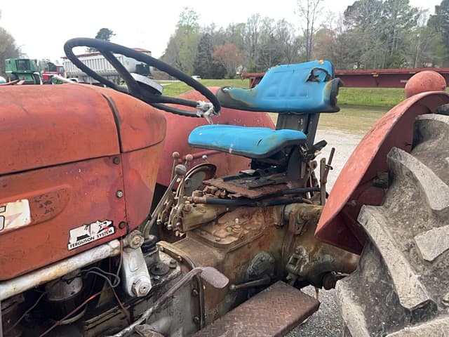 Image of Massey Ferguson 65 equipment image 4