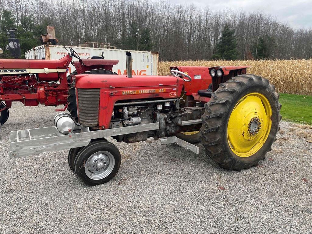 Main image Massey Ferguson 65