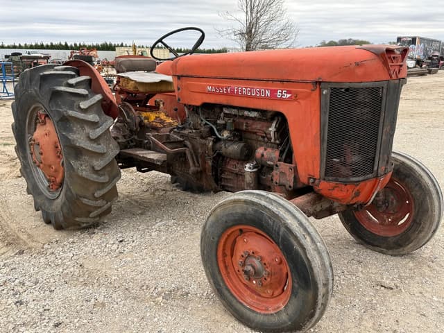 Image of Massey Ferguson 65 equipment image 2