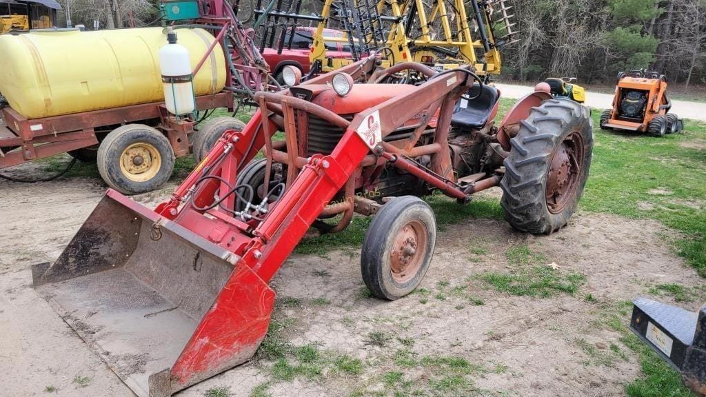 Main image Massey Ferguson 65