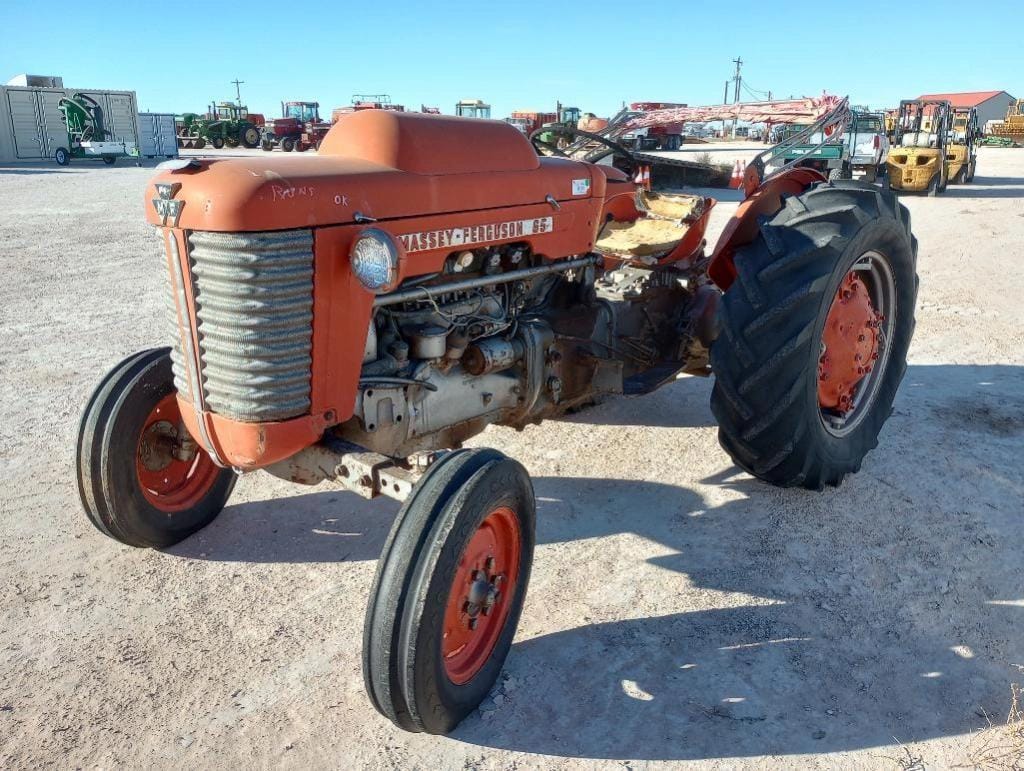 Main image Massey Ferguson 65