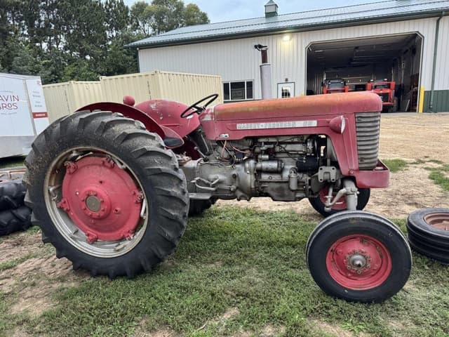 Image of Massey Ferguson 65 equipment image 4