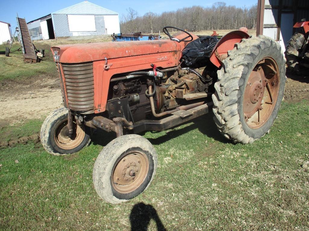 Main image Massey Ferguson 65