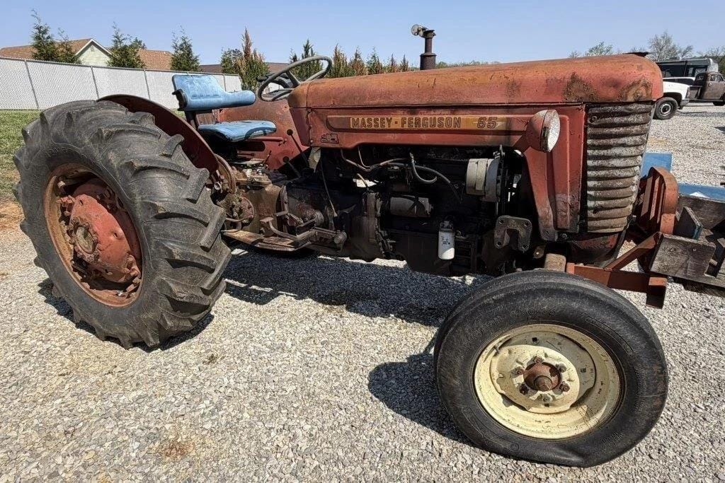 Massey Ferguson 65 Equipment Image0