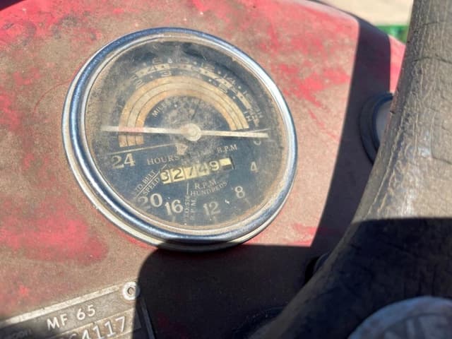Image of Massey Ferguson 65 equipment image 4