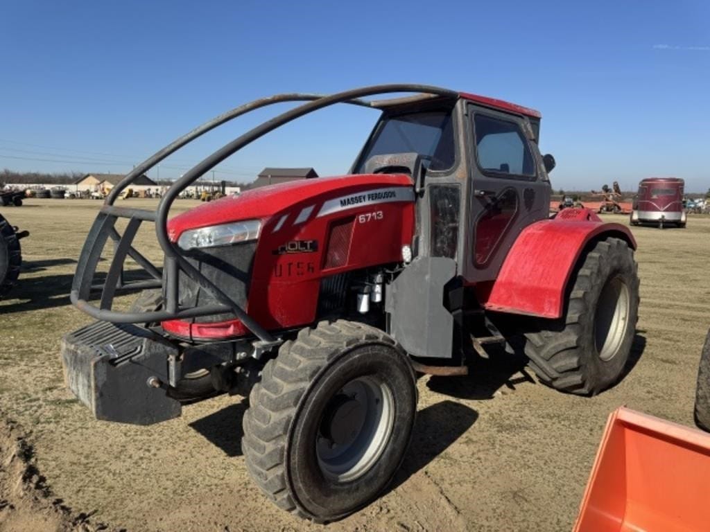Massey Ferguson 6713 Equipment Image0