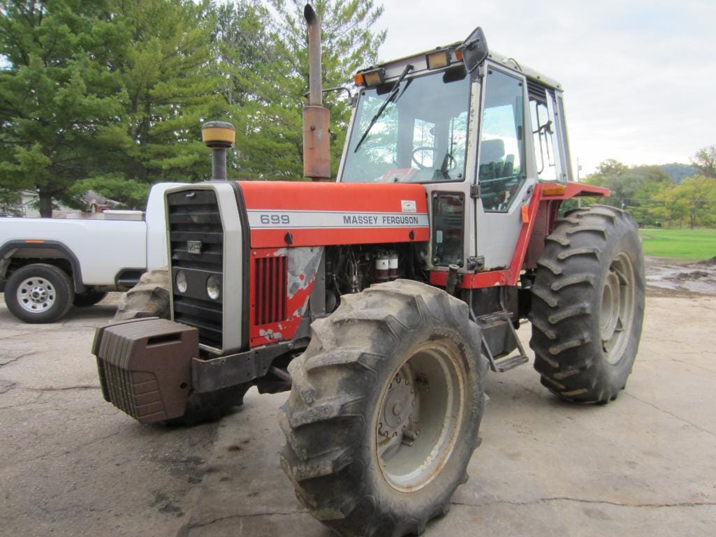 Main image Massey Ferguson 699