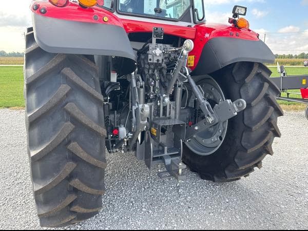 Image of Massey Ferguson 6S.165 Image 1