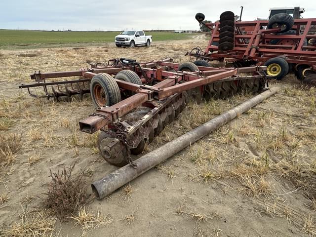 Image of Massey Ferguson 720 equipment image 2