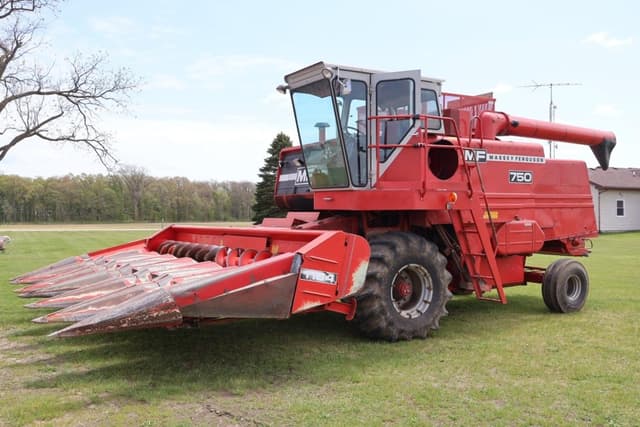 Image of Massey Ferguson 750 equipment image 1