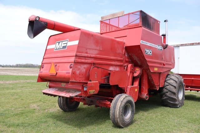 Image of Massey Ferguson 750 equipment image 4