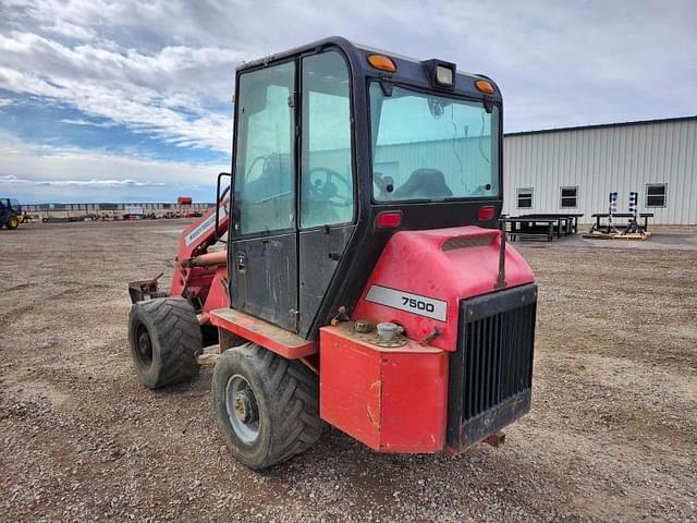 Image of Massey Ferguson 7500 equipment image 3