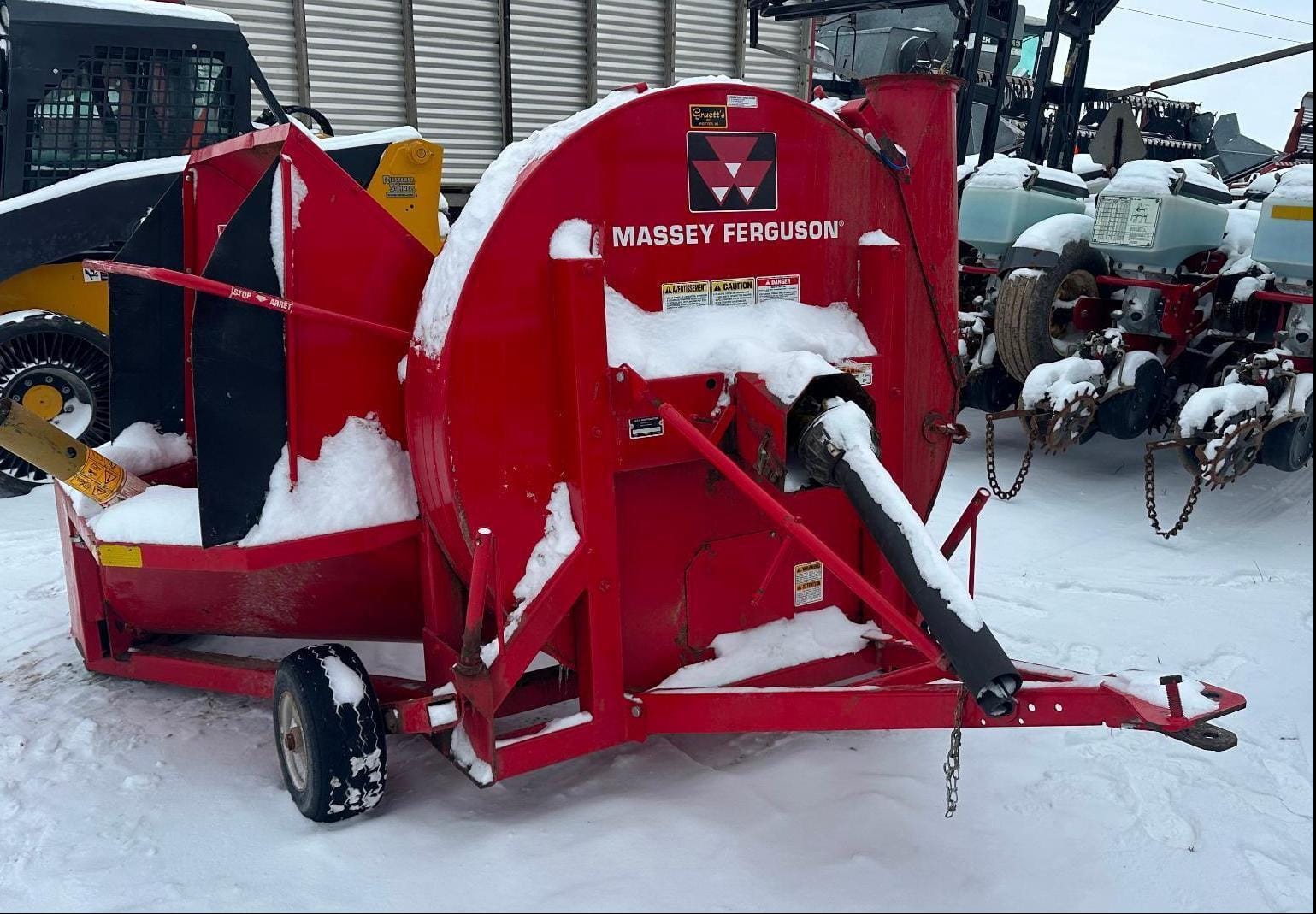 Massey Ferguson 7515 Equipment Image0