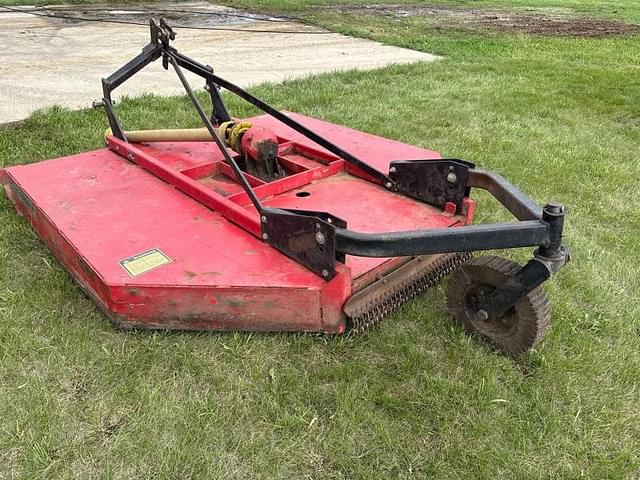 Image of Massey Ferguson 1051 equipment image 3