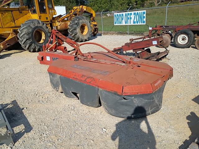 Image of Massey Ferguson MF126 equipment image 2