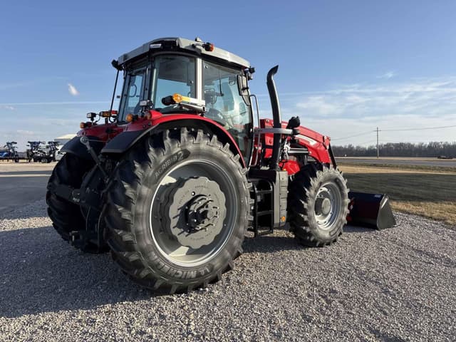 Image of Massey Ferguson 7S.180 equipment image 2