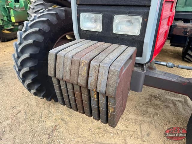 Image of Massey Ferguson 8120 equipment image 4