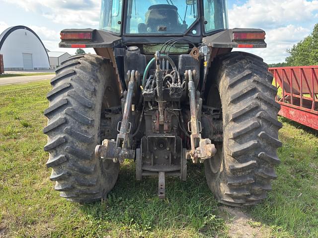 Image of Massey Ferguson 8150 equipment image 3