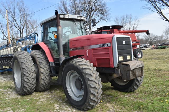Image of Massey Ferguson 8160 equipment image 2