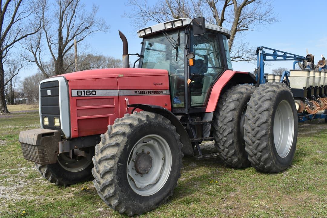 Image of Massey Ferguson 8160 Primary image