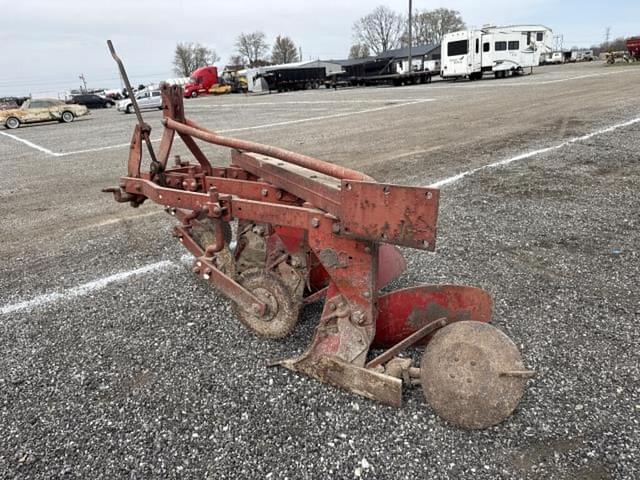 Image of Massey Ferguson 82 equipment image 1
