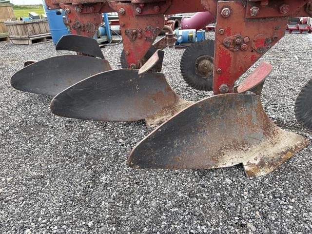 Image of Massey Ferguson 82 equipment image 3