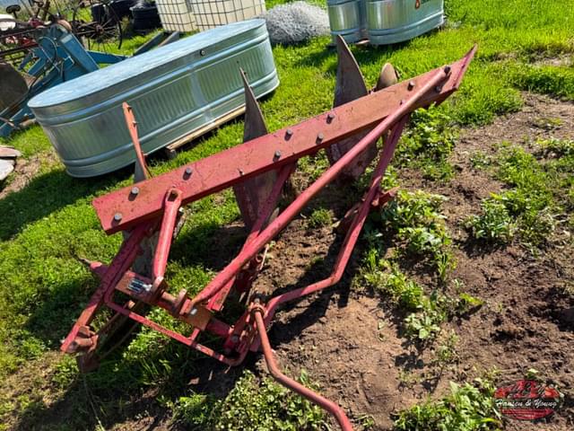 Image of Massey Ferguson 82 equipment image 4