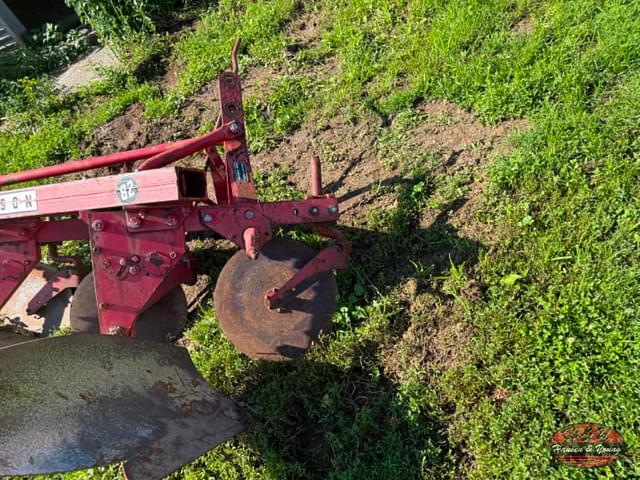 Image of Massey Ferguson 82 equipment image 1