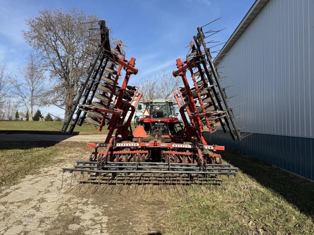 Image of Massey Ferguson 820 equipment image 3