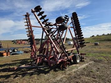 Main image Massey Ferguson 820