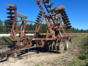 Main image Massey Ferguson 820
