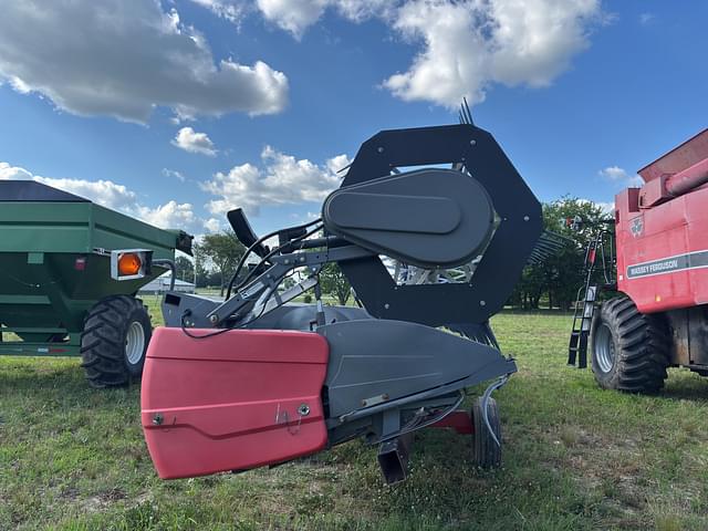 Image of Massey Ferguson 8200 equipment image 4