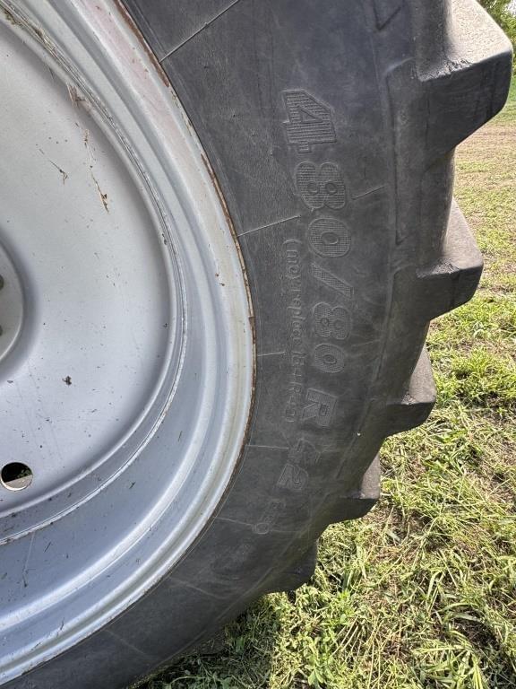 Image of Massey Ferguson 8260 equipment image 3