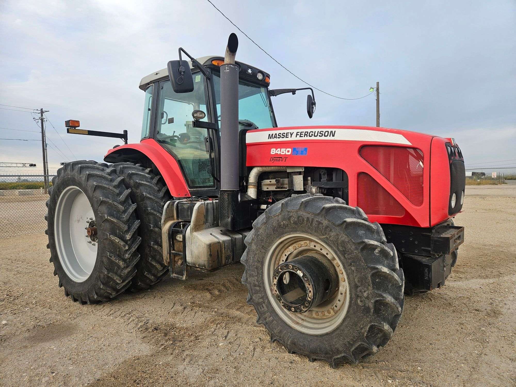 Massey Ferguson 8450 Equipment Image0