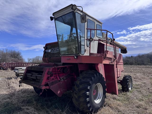 Image of Massey Ferguson 850 equipment image 2