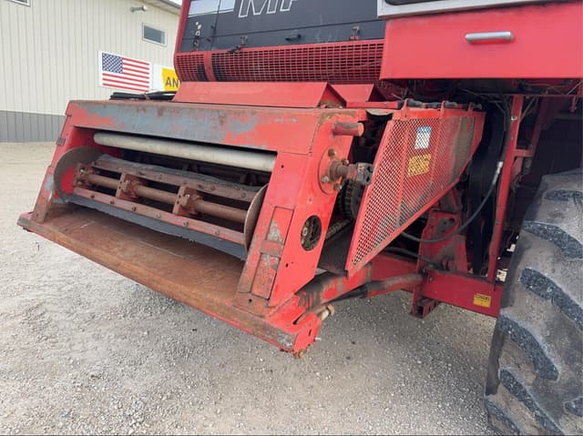 Image of Massey Ferguson 850 equipment image 2