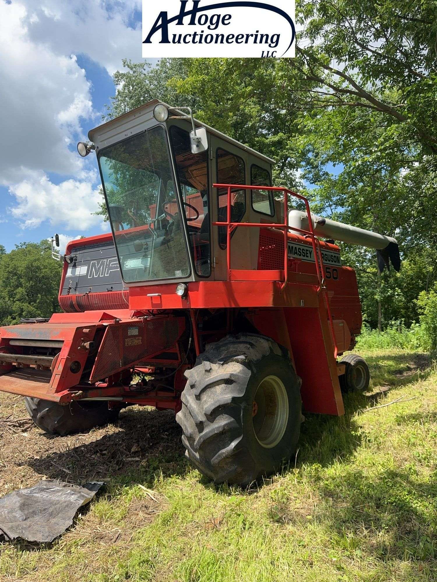 Massey Ferguson 850 Equipment Image0