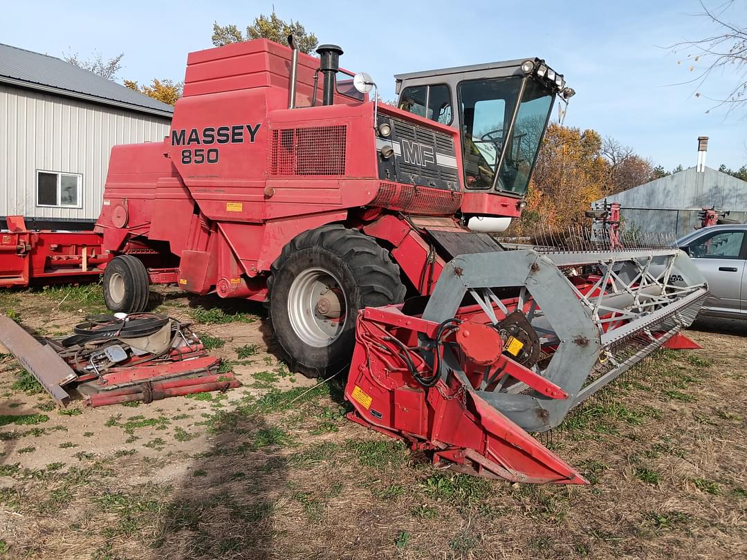 Image of Massey Ferguson 850 Primary image