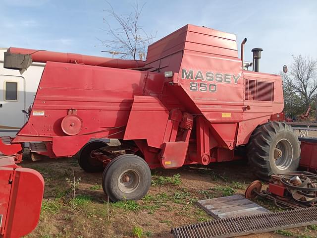 Image of Massey Ferguson 850 equipment image 3