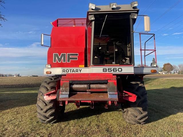 Image of Massey Ferguson 8560 equipment image 2