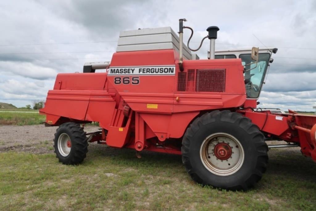 Image of Massey Ferguson 865 Primary image