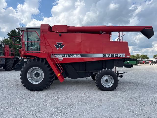 Image of Massey Ferguson 8780XP equipment image 2