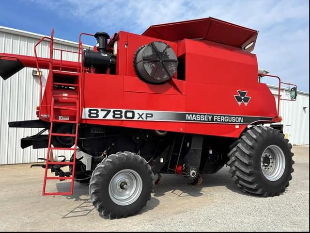 Image of Massey Ferguson 8780XP equipment image 2