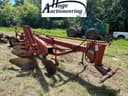 Massey Ferguson 880 Image