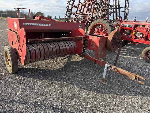 Image of Massey Ferguson 9 equipment image 3