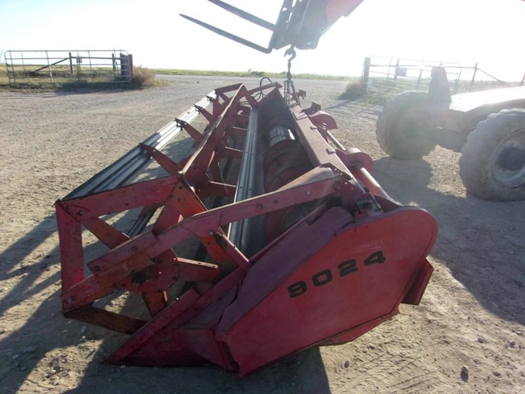 Image of Massey Ferguson 9024 Image 1