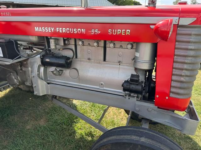 Image of Massey Ferguson 95 Super equipment image 2